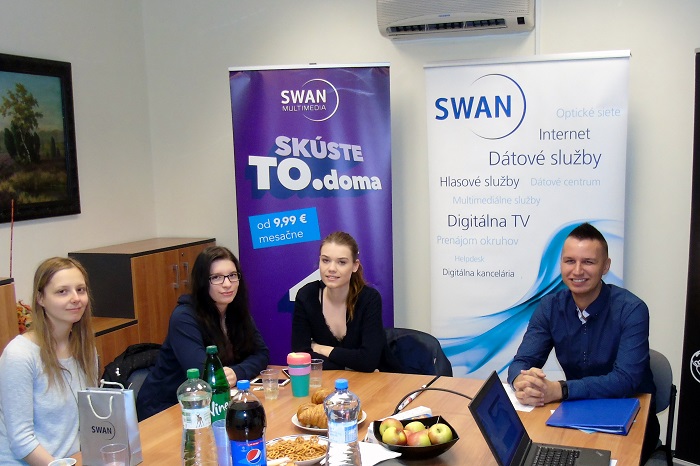 GIRLS DAY 2017 SWAN operátor